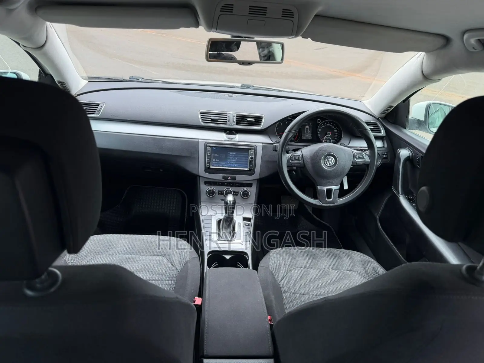 Volkswagen Passat 2013 White