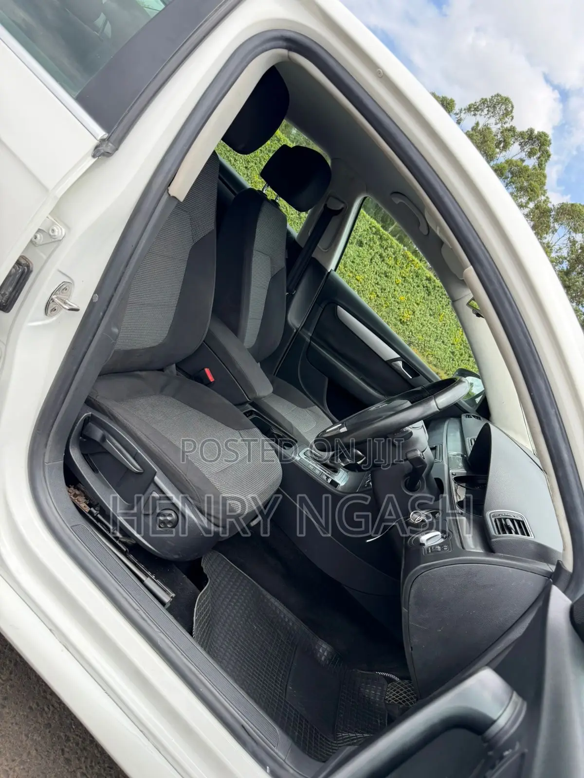 Volkswagen Passat 2013 White