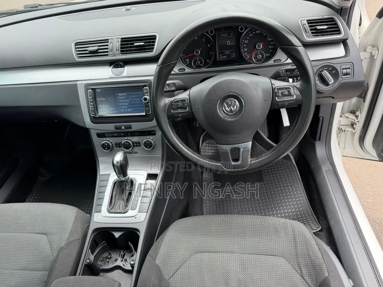 Volkswagen Passat 2013 White