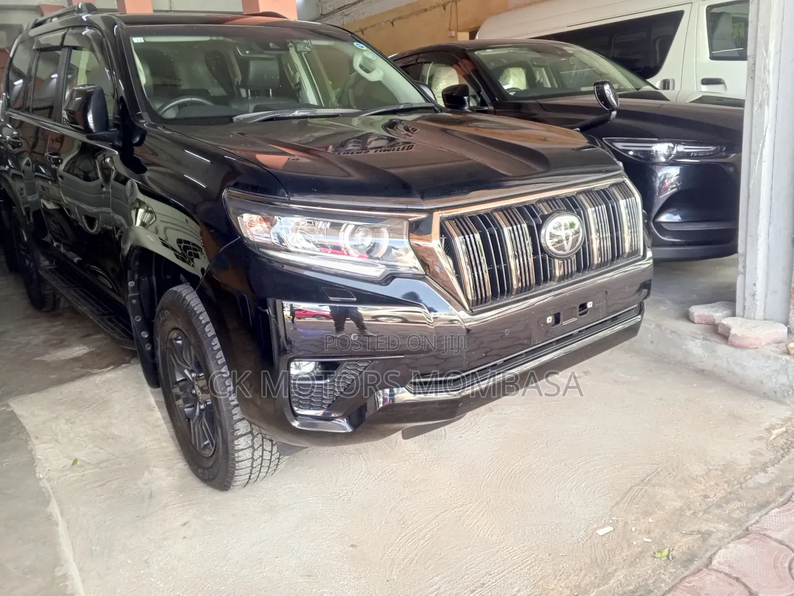 Toyota Land Cruiser 2020 Black