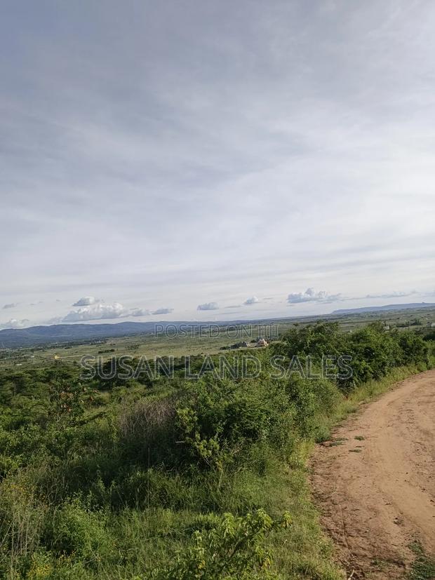 Komaa Along Kangundo Road 1 Acre - thumbnail 3