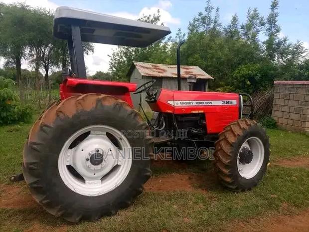 Massey Ferguson 385