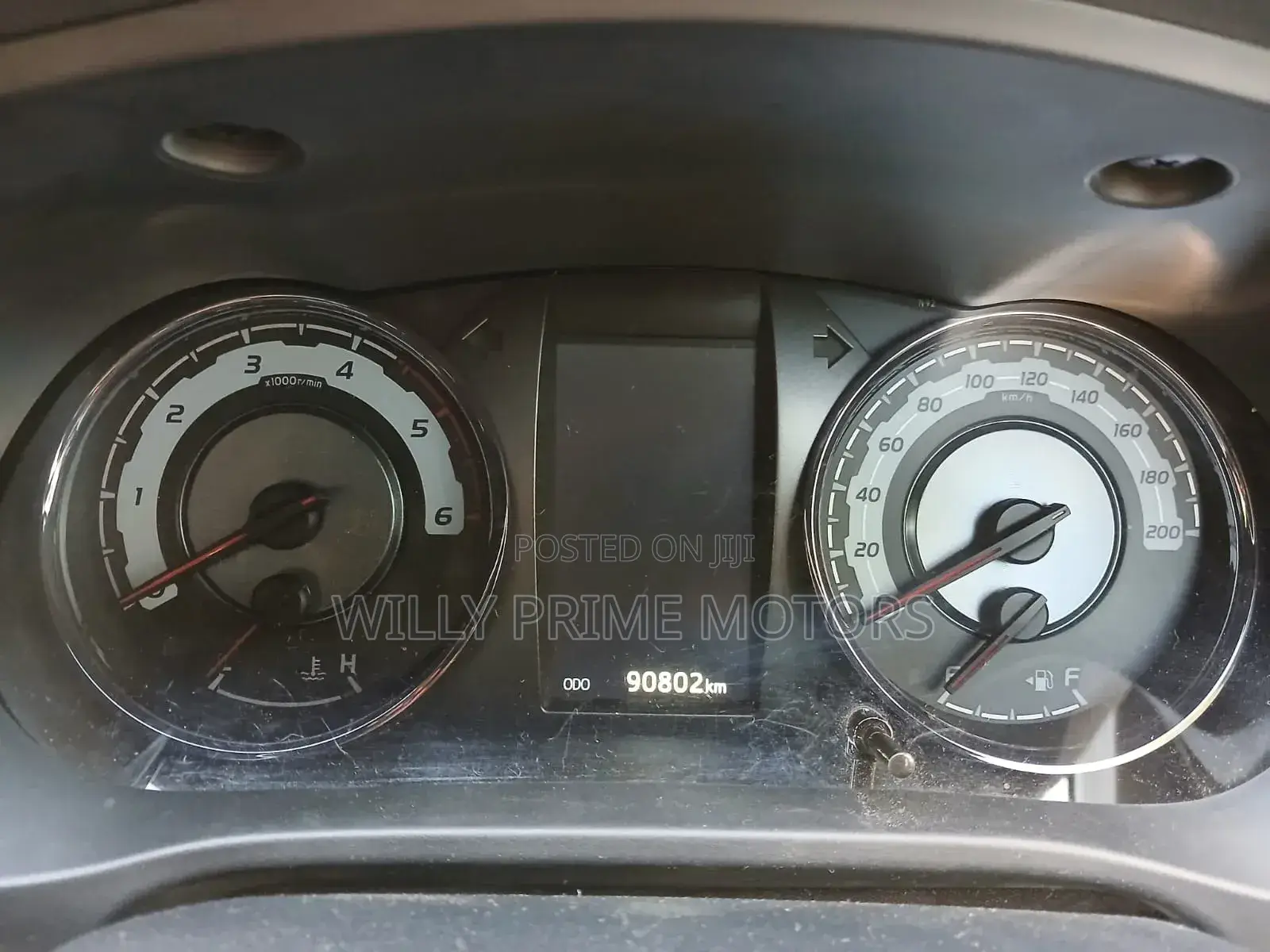 Toyota Hilux Revo Double Cab Deisel 2.4 AWD 2019 White