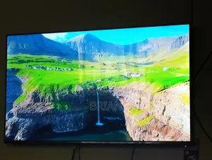 Vitron 43' Smart TV Frameless Bluetooth Enabled