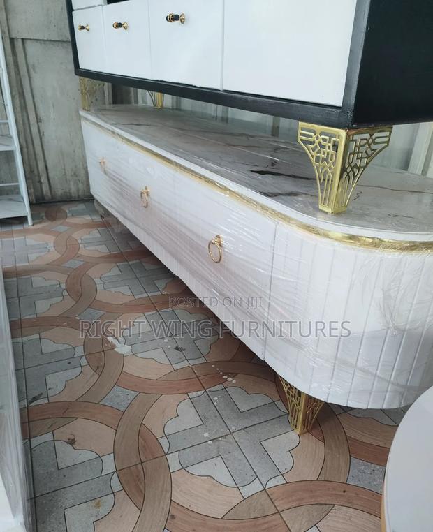 High Quality Finish Tv Stands With Marble Top