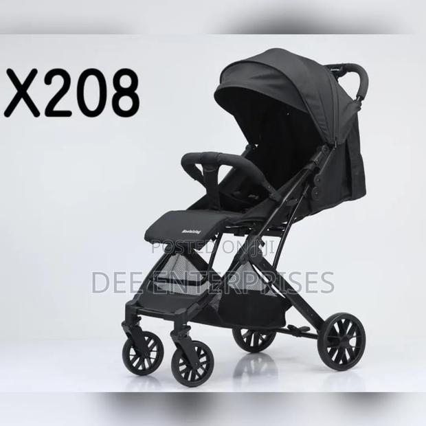 Baby Stroller 
Non Reversing Handle
Well Padded