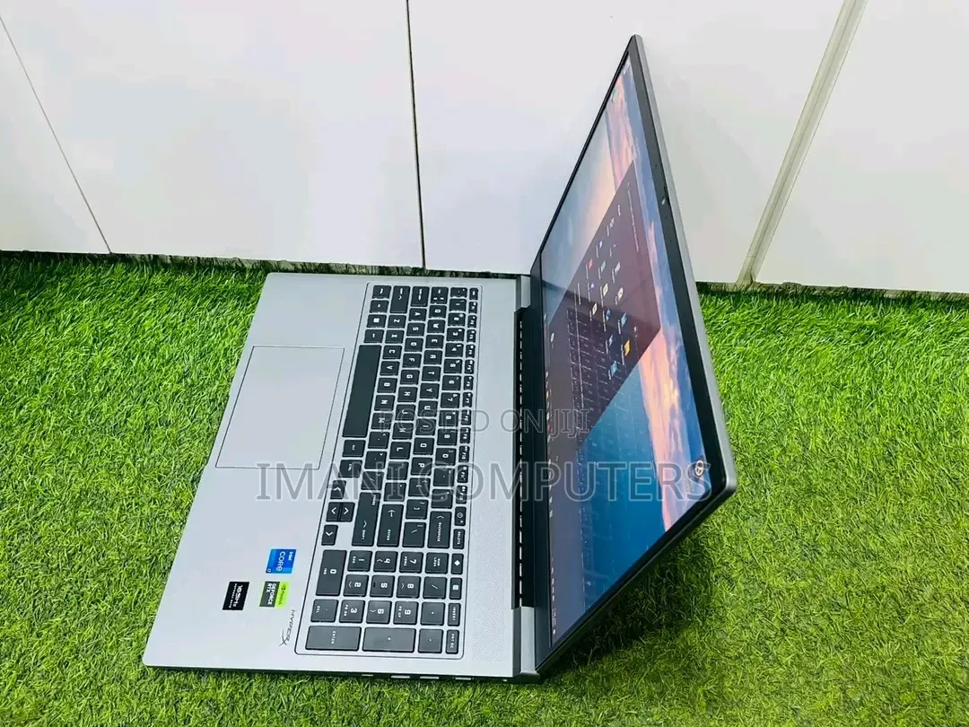 New Laptop HP Omen 16 16GB Intel Core i7 SSD 1T