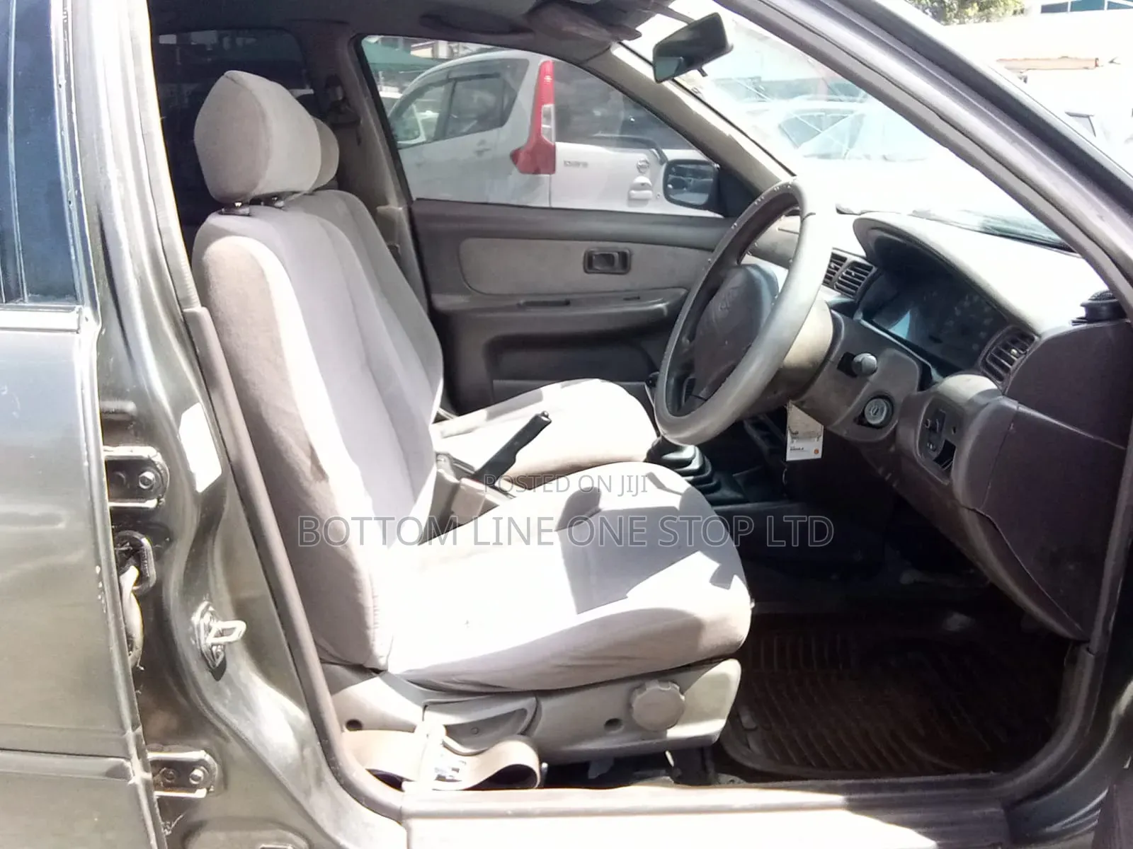 Nissan Sunny B14 Sedan 1.5 1998 Gray