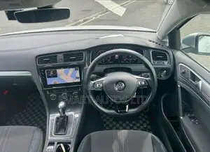 Volkswagen Golf Variant 2019 White