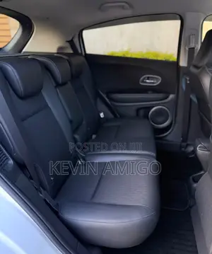 Honda Vezel 2018 White
