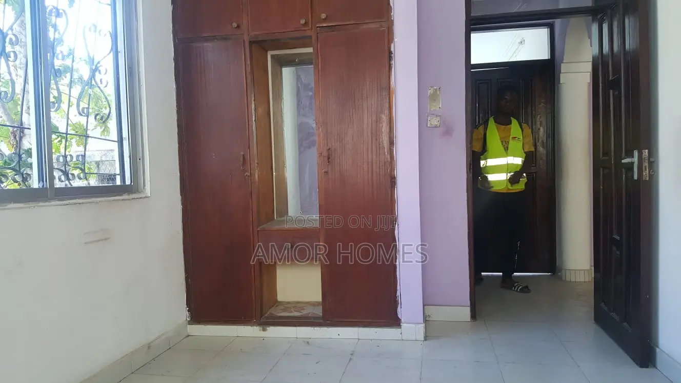 2bdrm Apartment in Mwandoni-Sun Light, Mshomoroni for rent