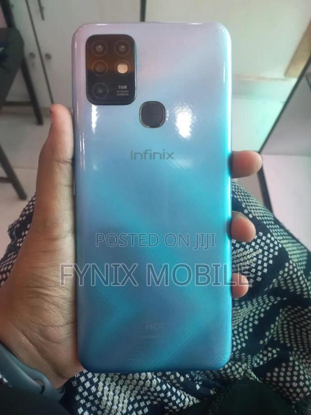 Infinix Hot 10 128 GB Blue