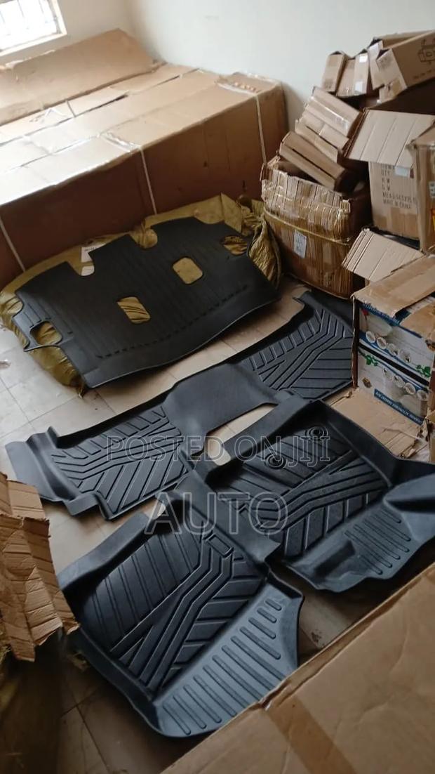 Toyota Land Cruiser 200 Series 3d Floor Mats – Full Set Heavy Duty