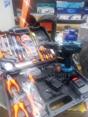 Powerful Cordless Drill Sat