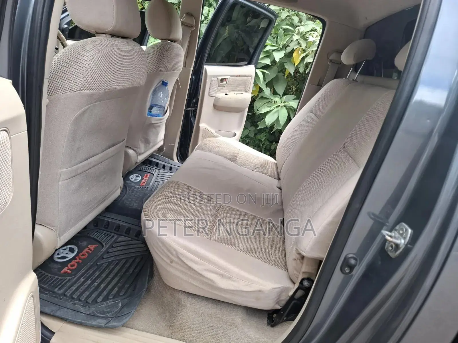 Toyota Hilux 2009 Gray