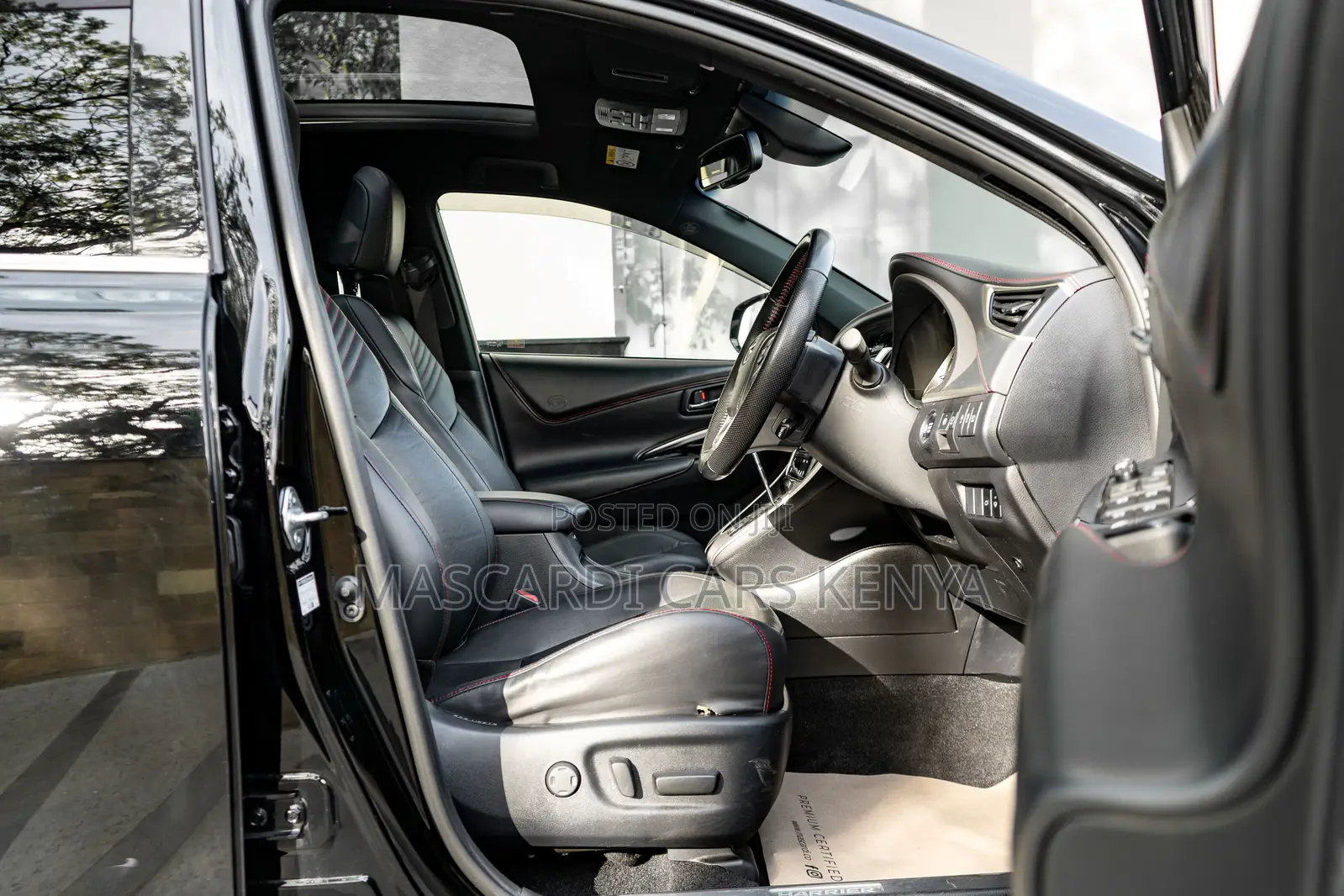 Toyota Harrier 2.0 4WD 2018 Black