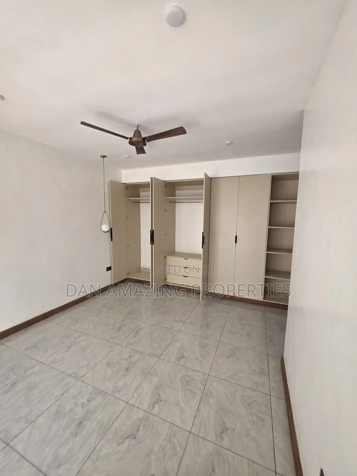 3bdrm Apartment in Mombasa Plus Dsq, Bombolulu for sale