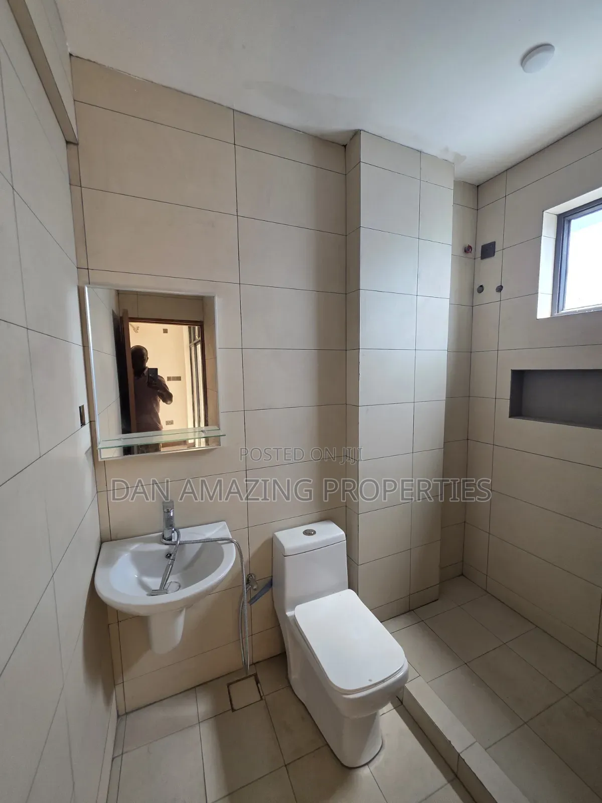 3bdrm Apartment in Mombasa Plus Dsq, Bombolulu for sale