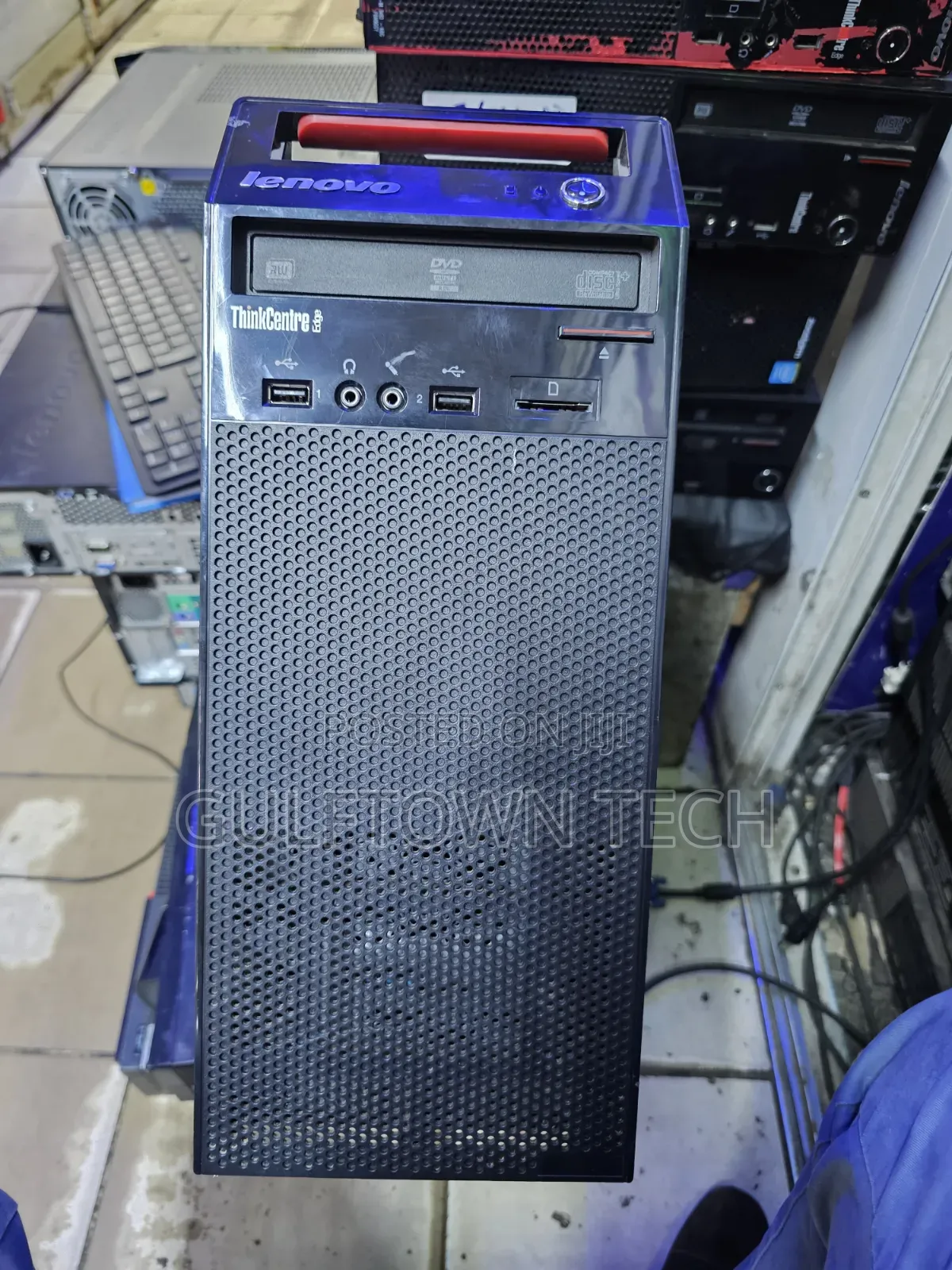 Desktop Computer Lenovo ThinkCentre M720 4GB Intel Core i3 HDD 160GB