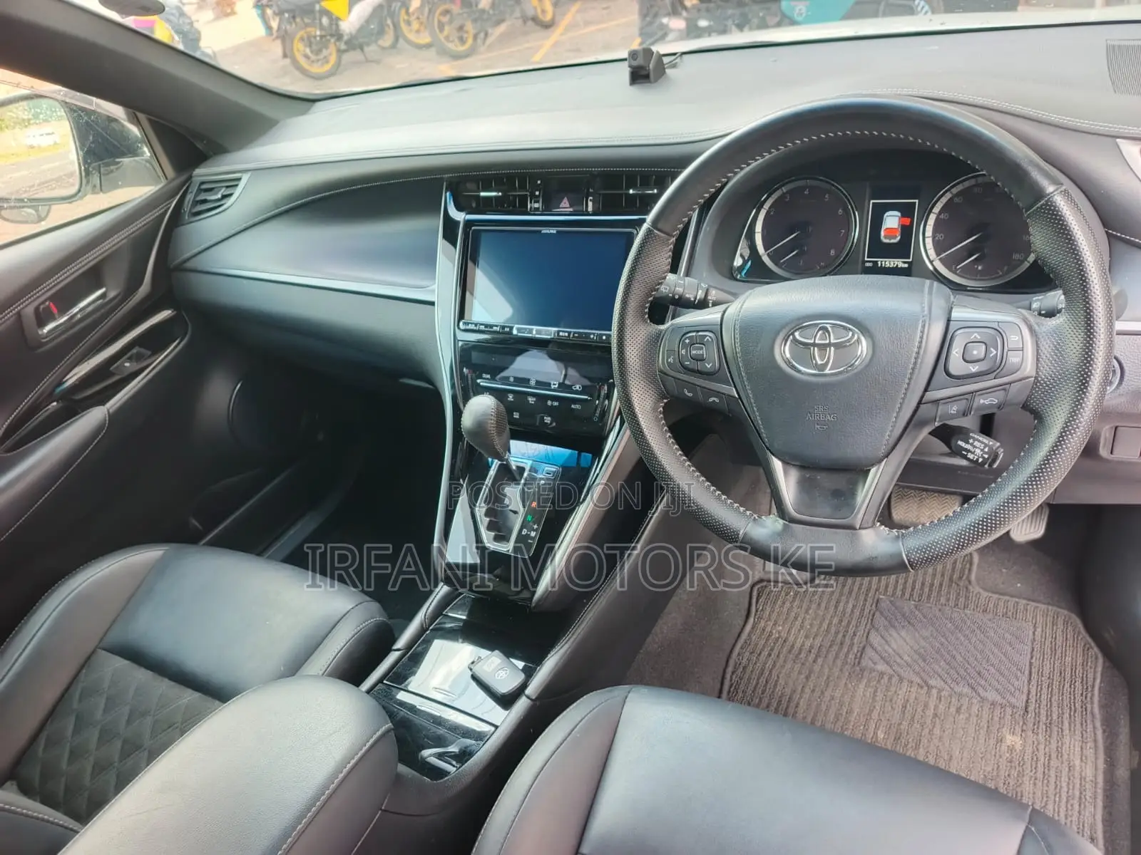 Toyota Harrier 2.0 2019 White