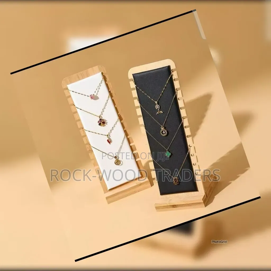 Necklace Holder
