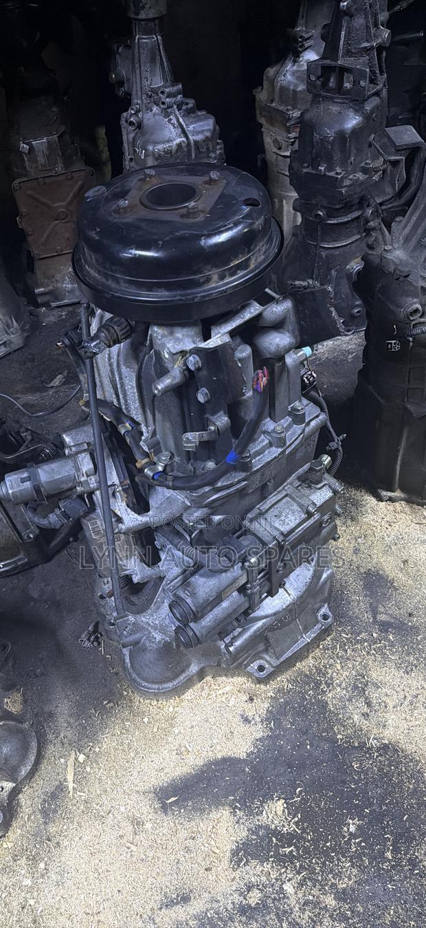 Nissan Atlas New Model Complete Gearbox - thumbnail 2