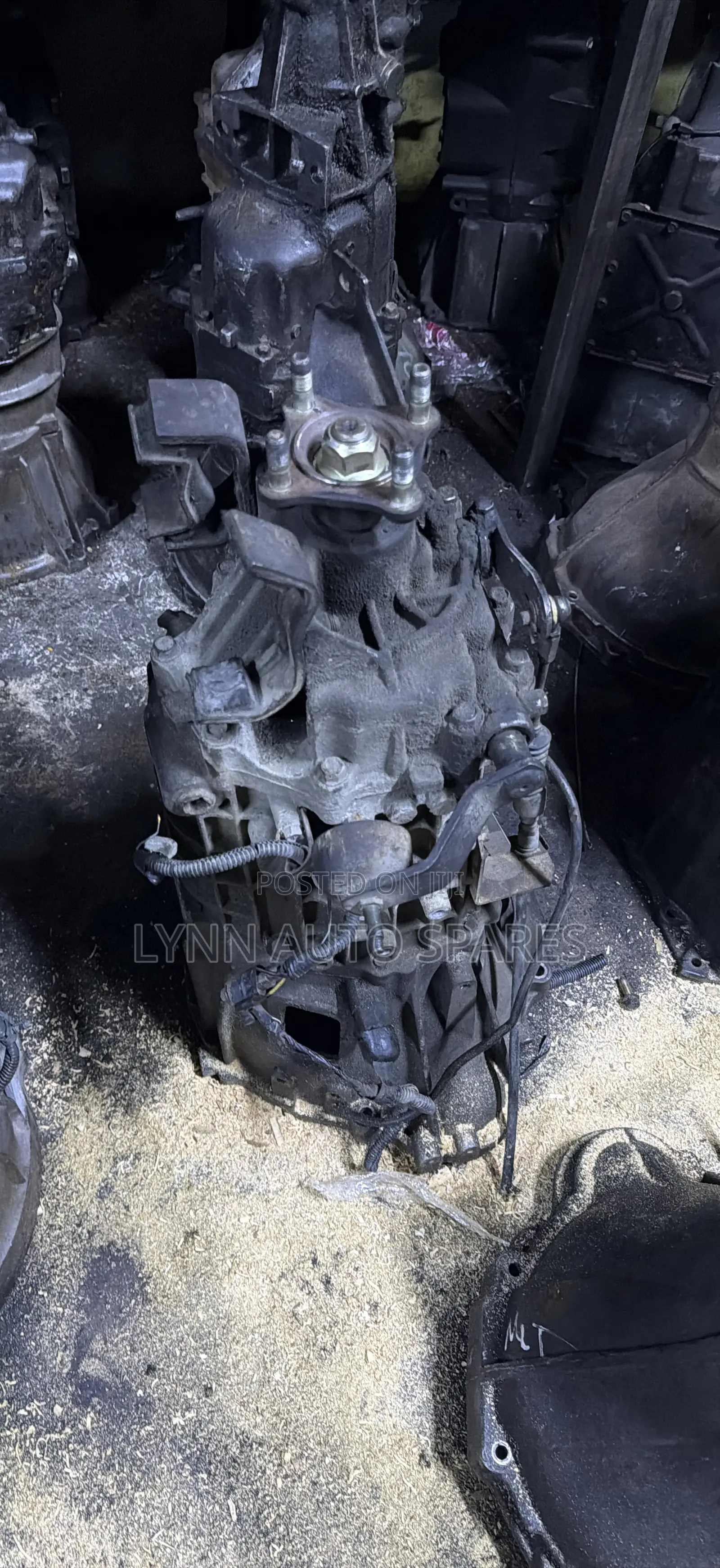 Nissan Atlas Old Model Complete Gearbox