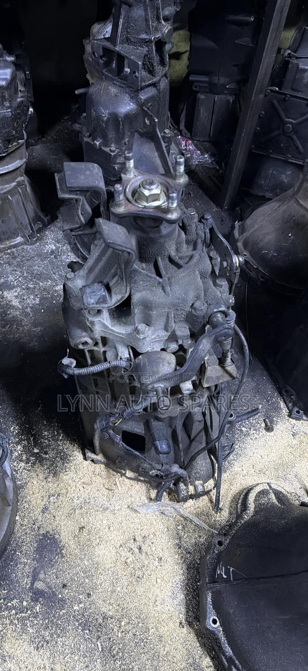 Nissan Atlas Old Model Complete Gearbox