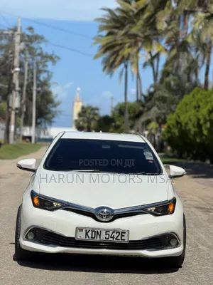 Toyota Auris 2015 White
