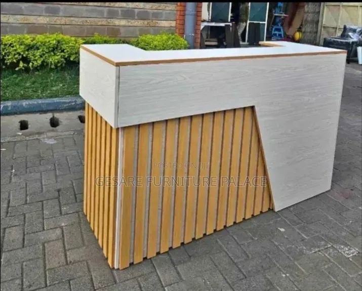 1.4 SPS Reception Desk