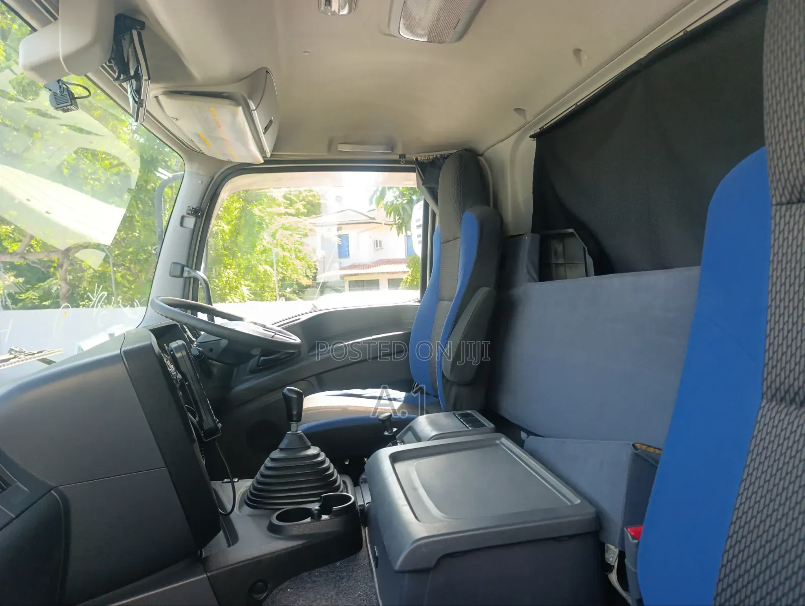 Isuzu Giga 2018 White
