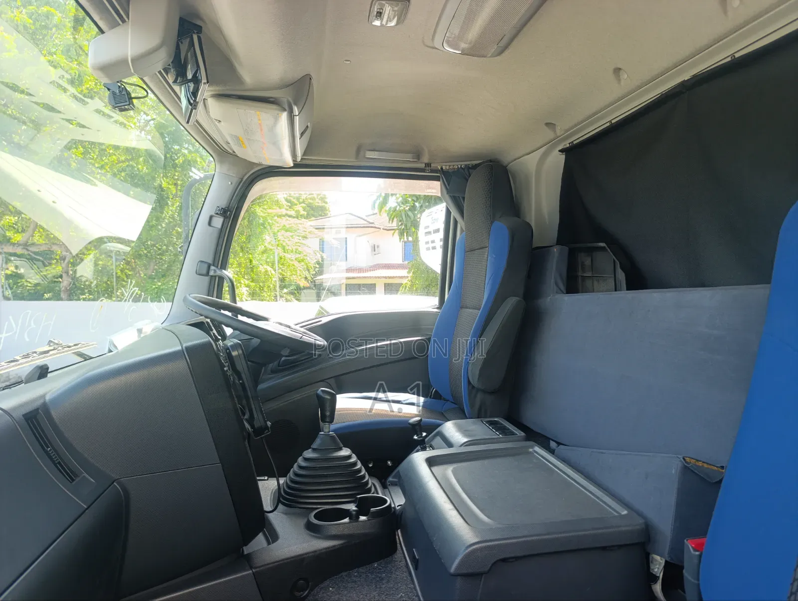 Isuzu Giga 2018 White