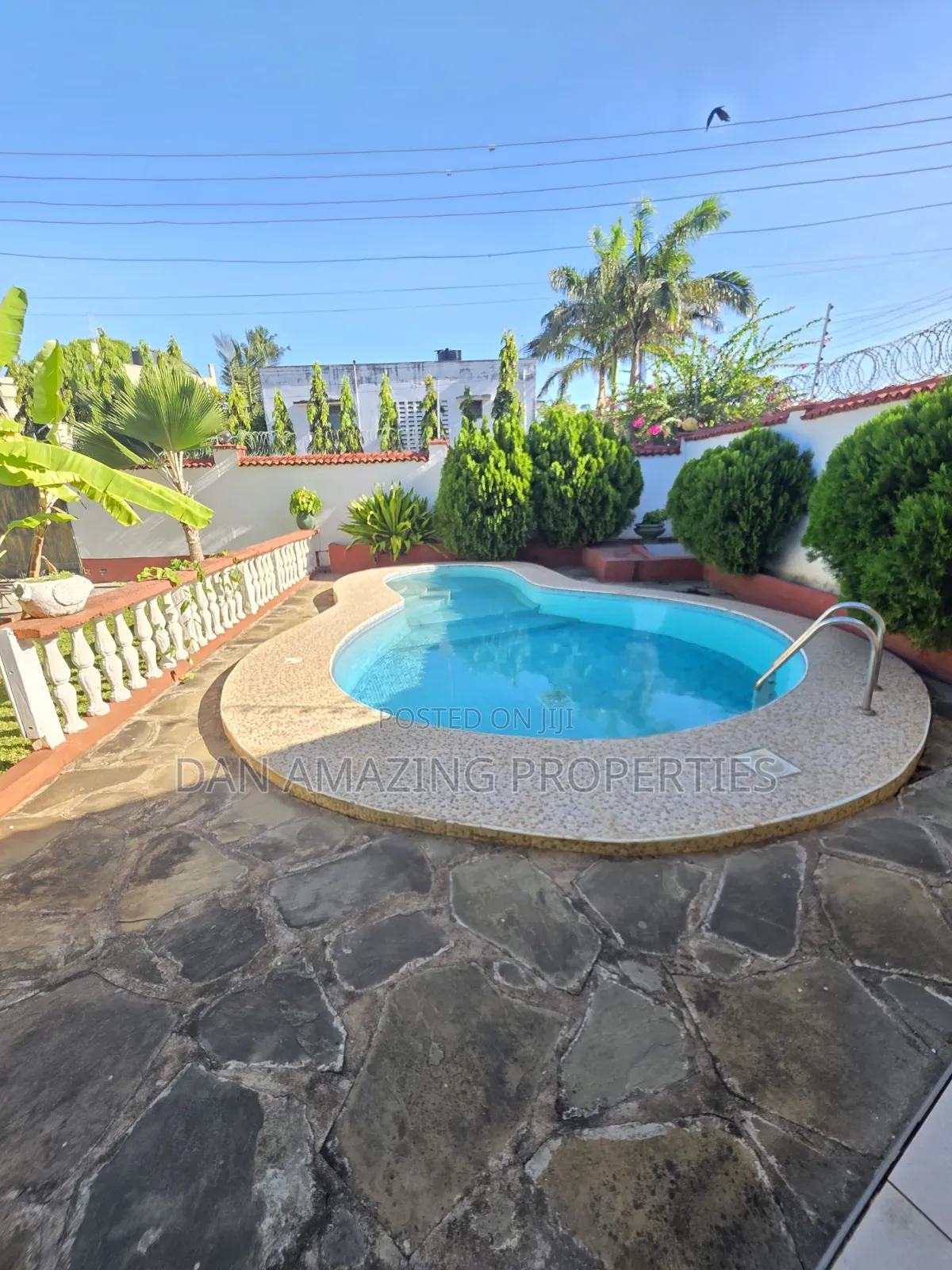 3bdrm Maisonette in Mombasa Plus Dsq, Bombolulu for sale