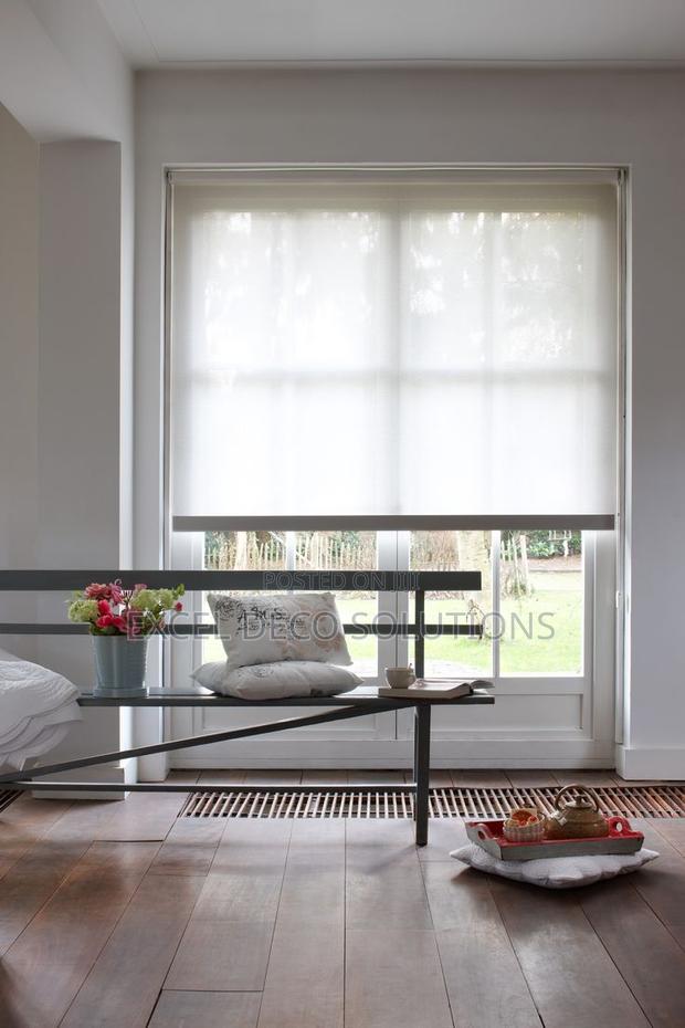 Sunscreen Window Blinds for Heat Reduction and Stylish Design