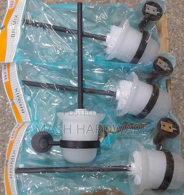 Lirlee Chrome/Black Toilet Brush