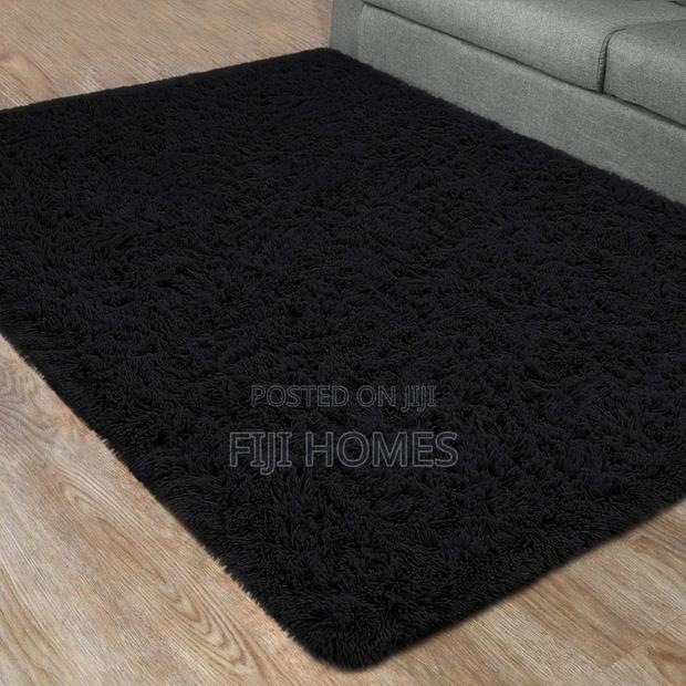 Fluffy Carpet - Size 5 by 8
- Extra Fluffy