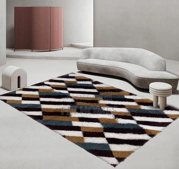 Fluffy Carpet - Size 5 by 8
- Extra Fluffy - thumbnail 7