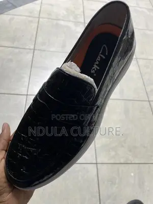Patent Leather Clarks Loafers/Moccasins