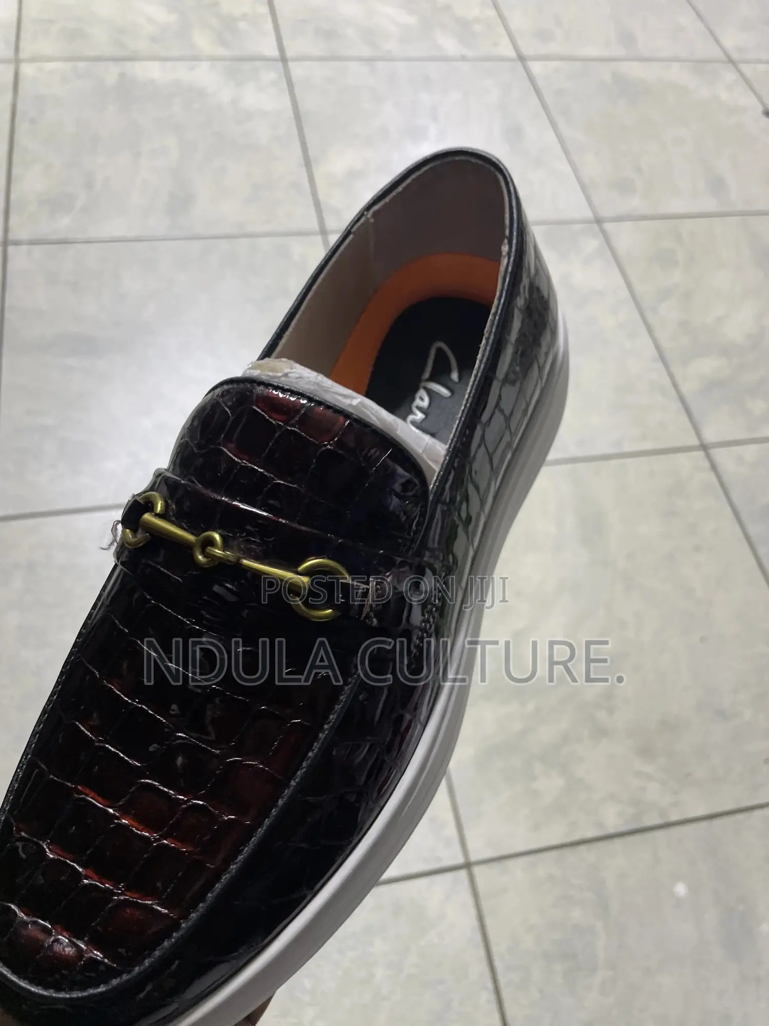 Patent Leather Clarks Loafers/Moccasins