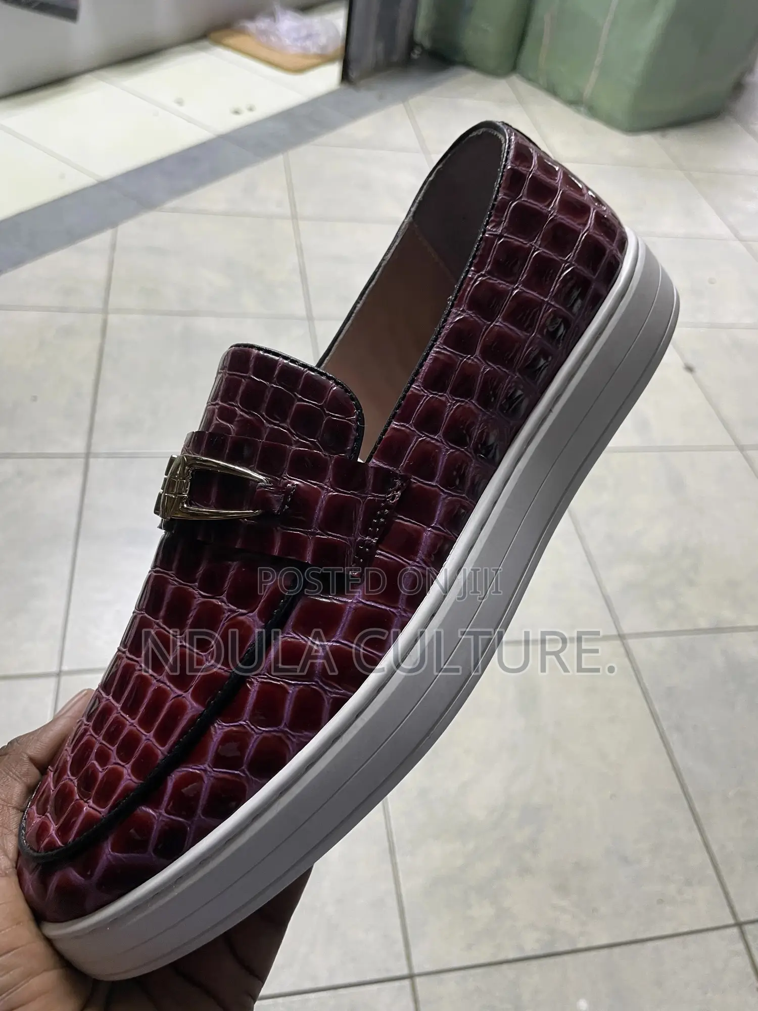 Patent Leather Clarks Loafers/Moccasins