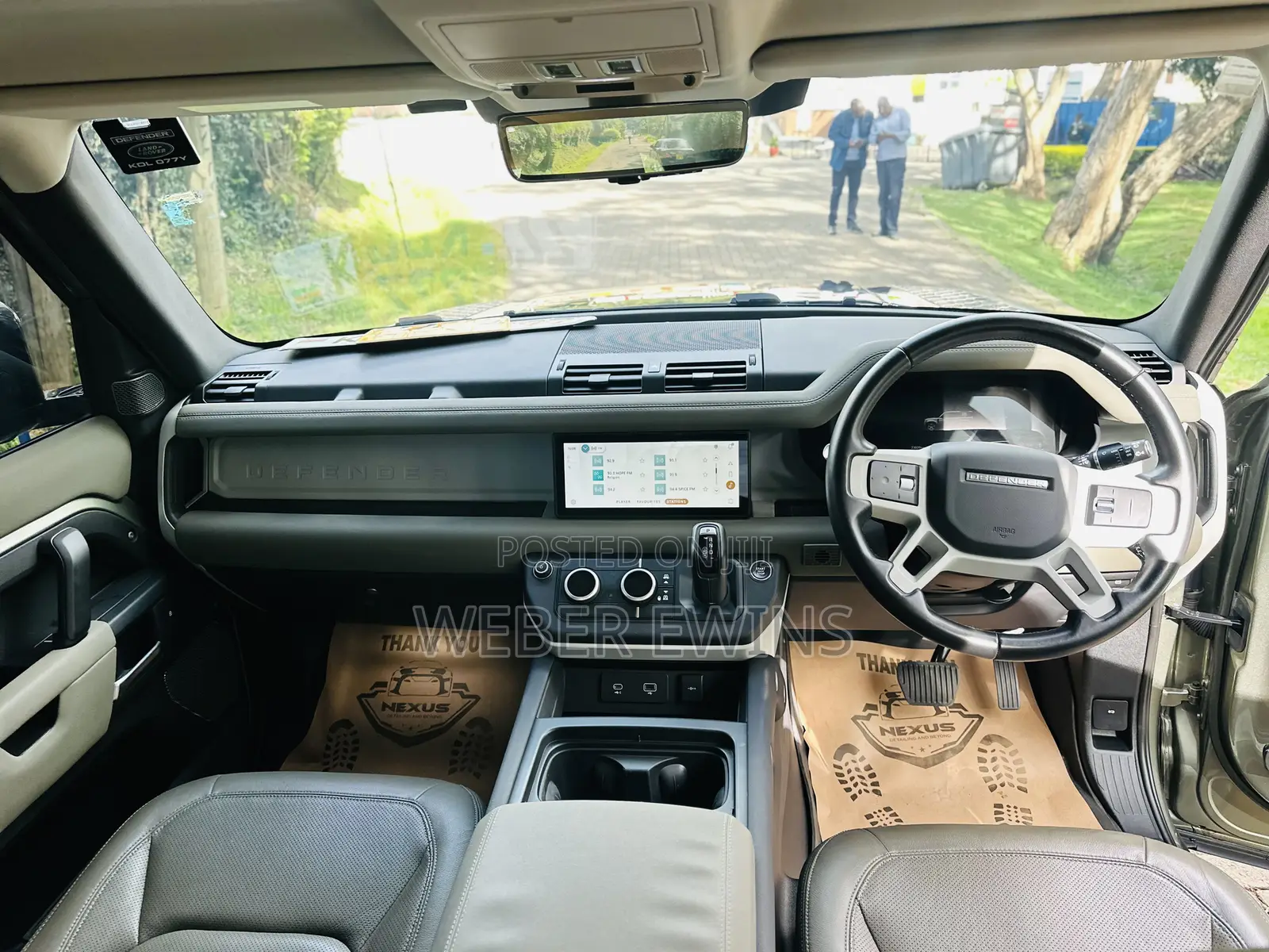 Land Rover Defender 2023 Green