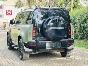 Land Rover Defender 2023 Green