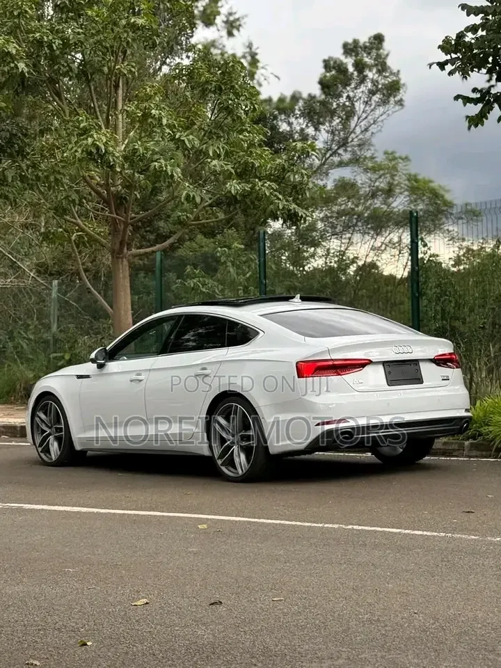 Audi A5 2017 Off white