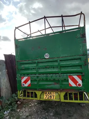 Isuzu NPR Canter