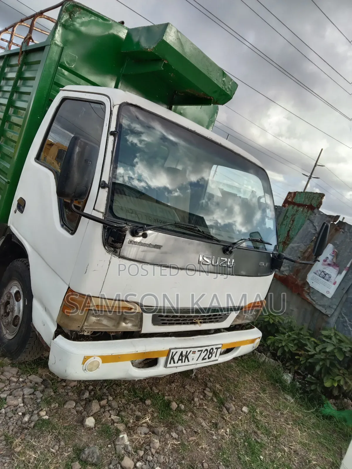 Isuzu NPR Canter