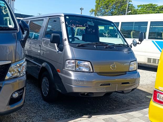 Mazda Bongo 2019 Grey - thumbnail 2
