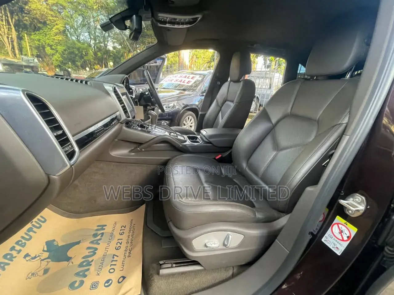 Porsche Cayenne Base AWD 2016 Maroon