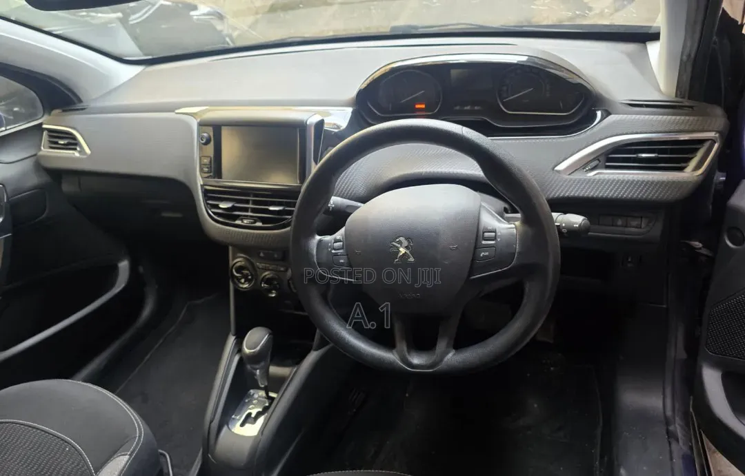 Peugeot 208 2019 Blue