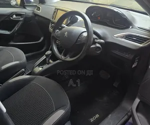 Peugeot 208 2019 Blue