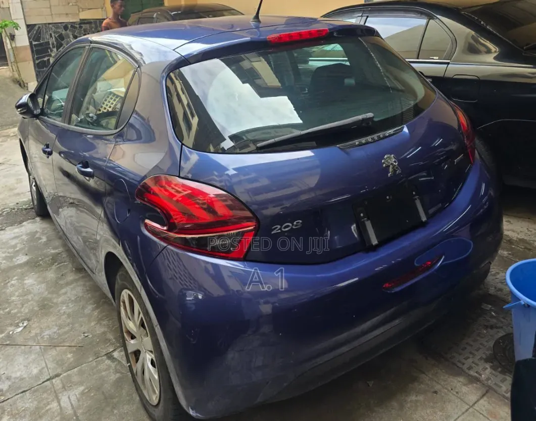 Peugeot 208 2019 Blue